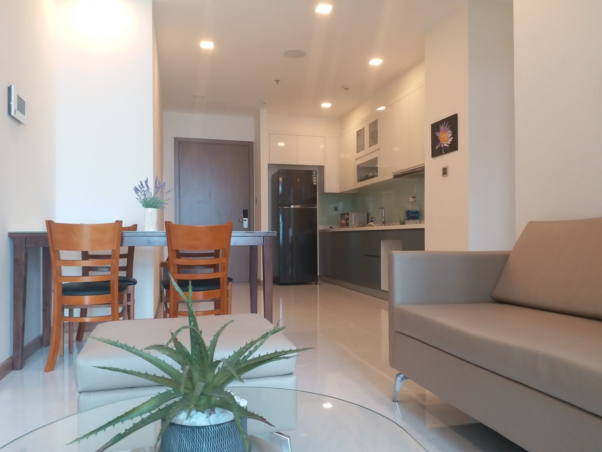 Brandnew 2 Bedroom River View Near D1 *